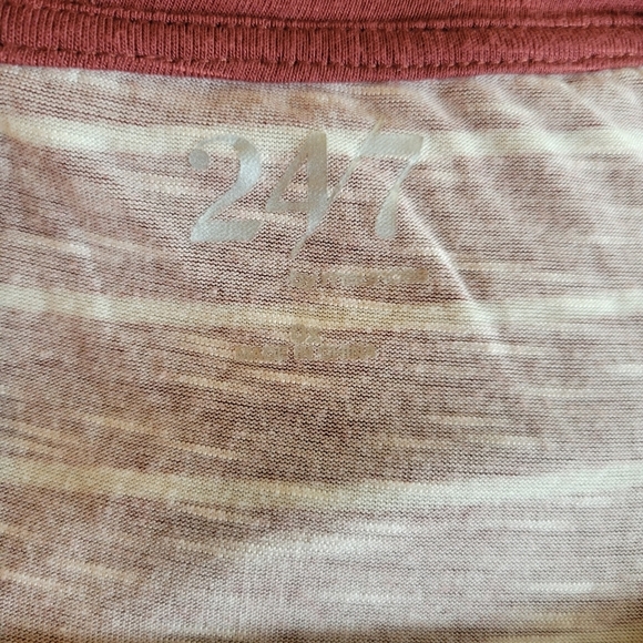 🤿 MAURICES 24/7 Crewneck Short Sleeve Top Red w/White Stripes - Picture 6 of 9